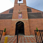 Parroquia El Ave María - Lugar de culto en Medellín
