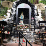 Virgen Rosa Mística - Destino religioso en Medellín