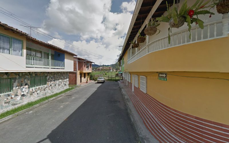 Imagen de Colitas Cubanas