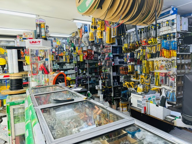 Imagen de DISTRI ILUMINACIONES FONTIBON S.A.S - Tienda de herramientas en Bogotá