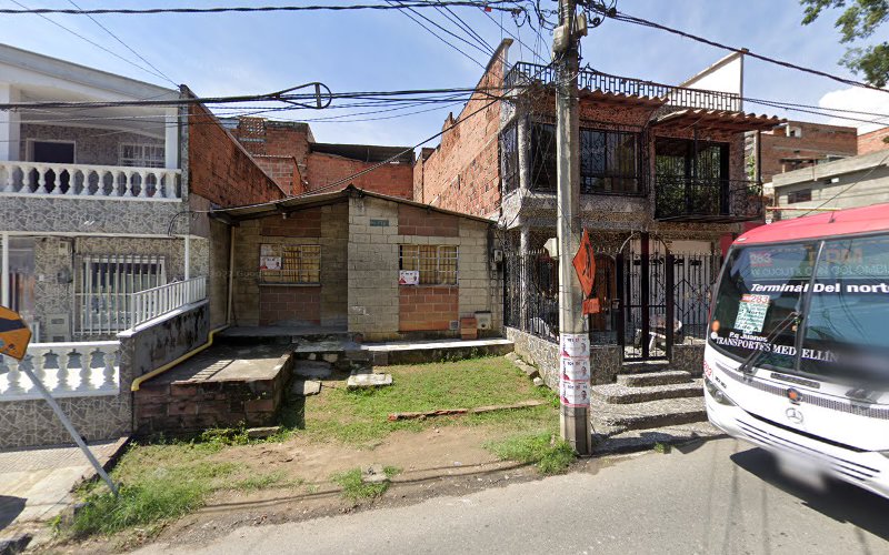 Imagen de Depósito y FERRETERIA el naranjo - Ferretería en Medellín