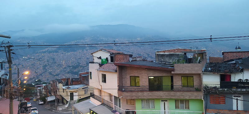 Imagen de El suiche - Ferretería en Medellín