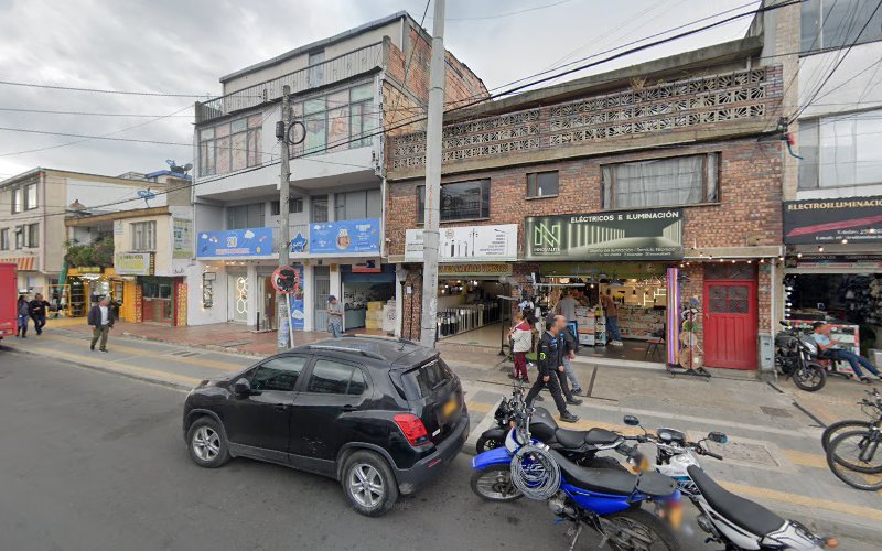 Imagen de Electroluces Postes - Ferretería en Bogotá