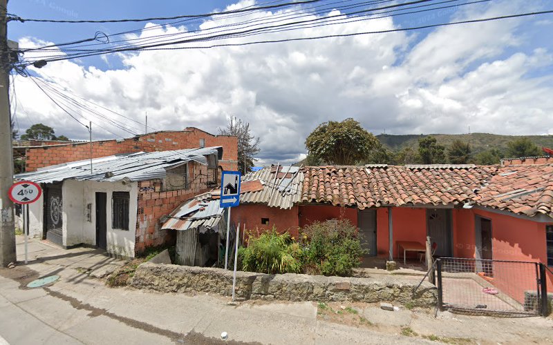 Imagen de FERRETERÍA La Capilla - Ferretería en Bogotá