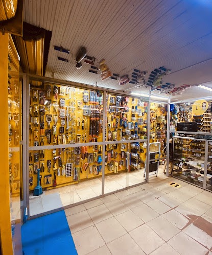 Imagen de Ferredepósito Normandia - Ferretería en Bogotá