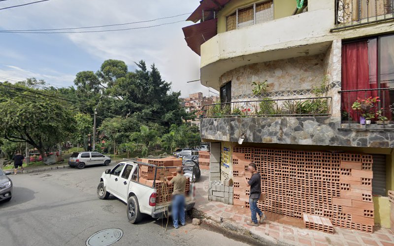 Imagen de Ferreteria Kennedy - Ferretería en Medellín