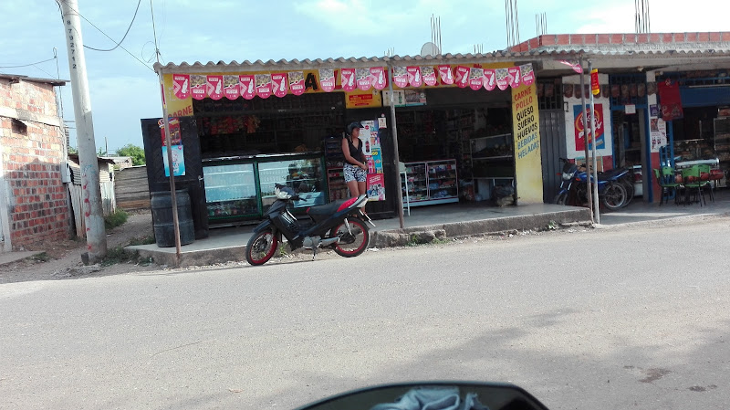Imagen de Ferreteria Las Flores - Tienda de electrónica en Barrancabermeja