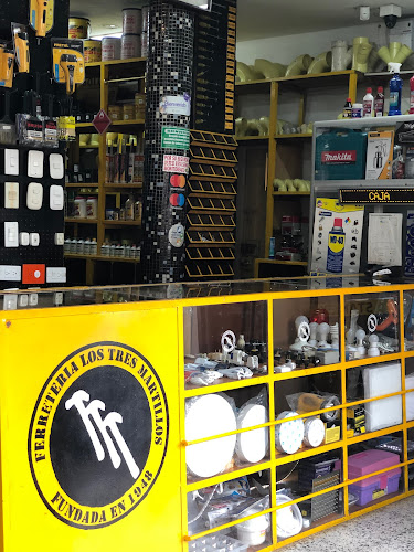 Imagen de Ferretería Los Tres Martillos - Ferretería en Bogotá