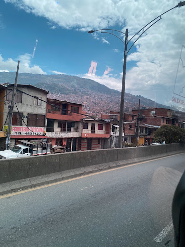 Imagen de Ferretería Toscana - Ferretería en Medellín