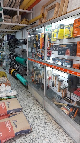 Imagen de Ferretería y Constructora Troya - Ferretería en Bogotá