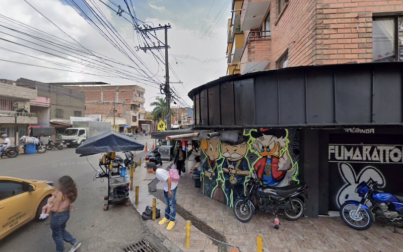 Imagen de Ferretería y Eléctricos Distriprofer - Ferretería en Medellín