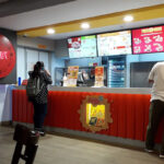 Frisby Avenida Oriental - Restaurante especializado en pollo en Medellín