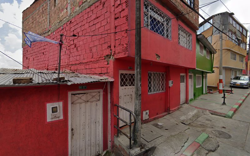 Imagen de J&J Electric Hardware Store - Ferretería en Bogotá