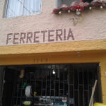 MATERIALES M Y M ROBLEDO - Ferretería en Medellín