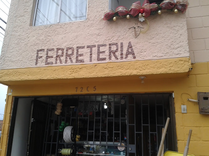 Imagen de MATERIALES M Y M ROBLEDO - Ferretería en Medellín