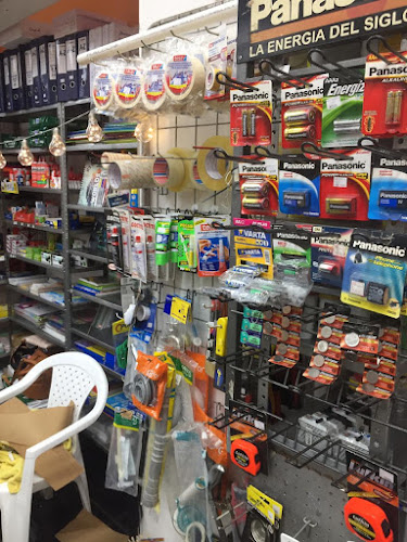 Imagen de Papelería y Ferreteria Olímpica Pasoancho - Tienda de artesanías en Cali