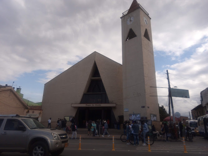 Imagen de Parroquia San Bernardino de Soacha - Iglesia en Soacha