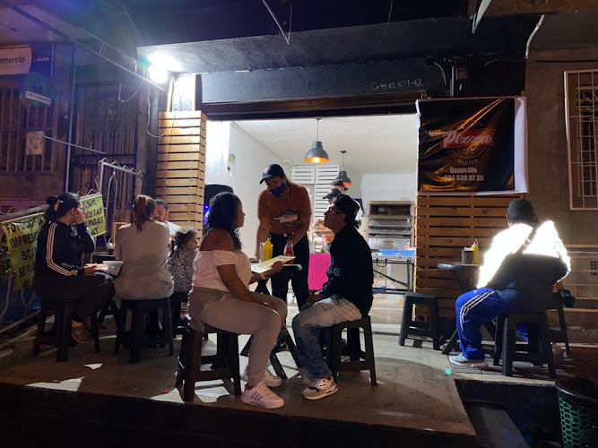 Imagen de Pizza Master Medellín - Pizzería en Medellín