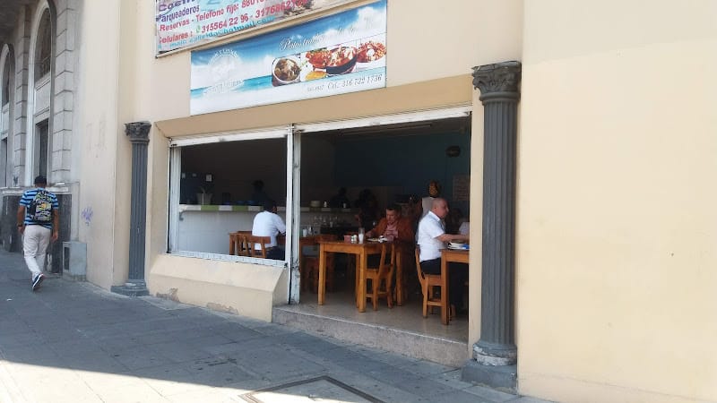 Imagen de Restaurante y Cevicheria Ostras La 13 - Marisquería en Cali