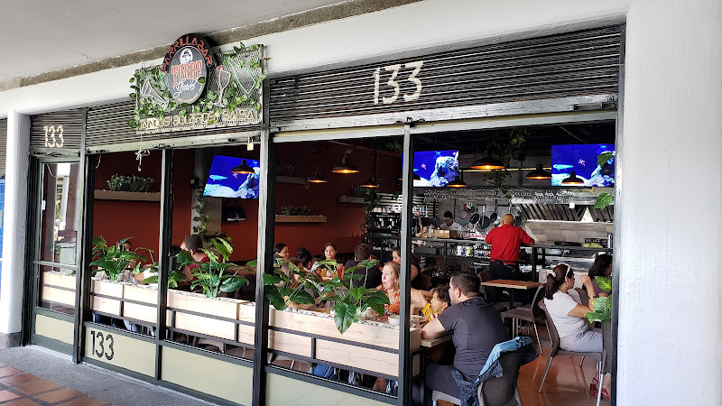 Imagen de Torre Gardel. Restaurante Bar Café - Restaurante en Medellín