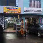 Vidrieria y cerrajeria Fredy b - Ferretería en Soacha