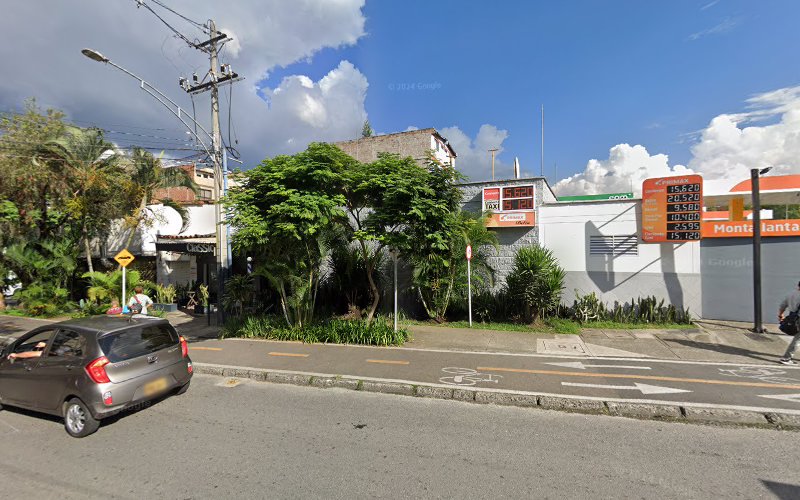 Imagen de DROGUERIA EQUILIBRIUM - Farmacia en Medellín