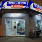 DROGUERÍA LA SERVICIAL - Farmacia en Cali