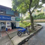 DROGUERIA LOS BERNAL - Farmacia en Medellín