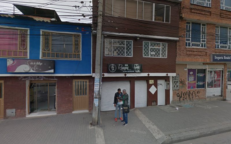 Imagen de DROGUERIA M Y M - Farmacia en Bogotá