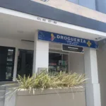DROGUERÍA TORRE LAURA - Farmacia en Medellín