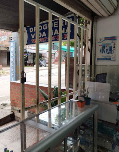Imagen de DROGUERIA VIDA SANA D - Farmacia en Cali