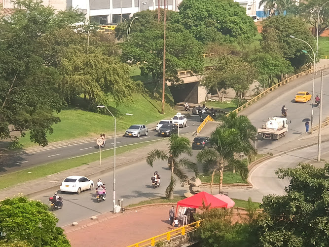Imagen de DROGUERÍAS Cruz Verde - Farmacia en Cali