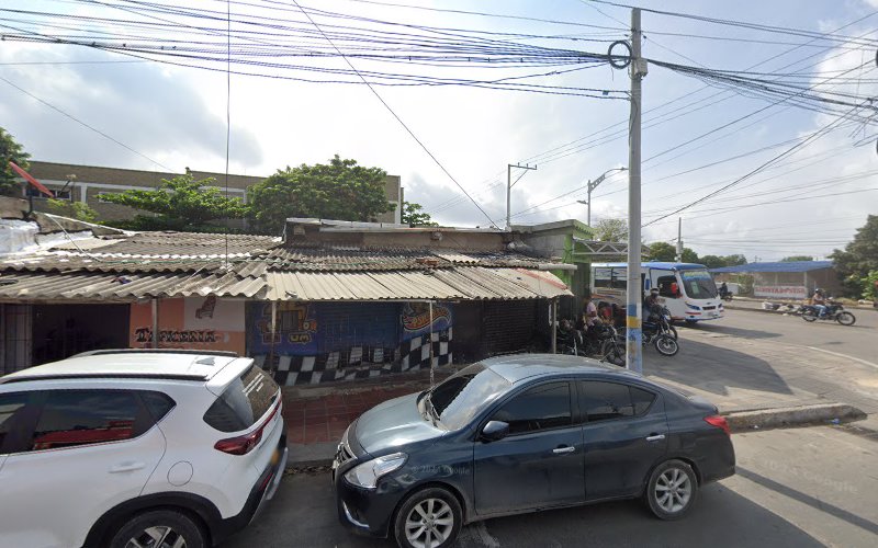 Imagen de Drogas La Cruz Roja - Farmacia en Barranquilla