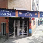 Droguería AV - Farmacia en Medellín