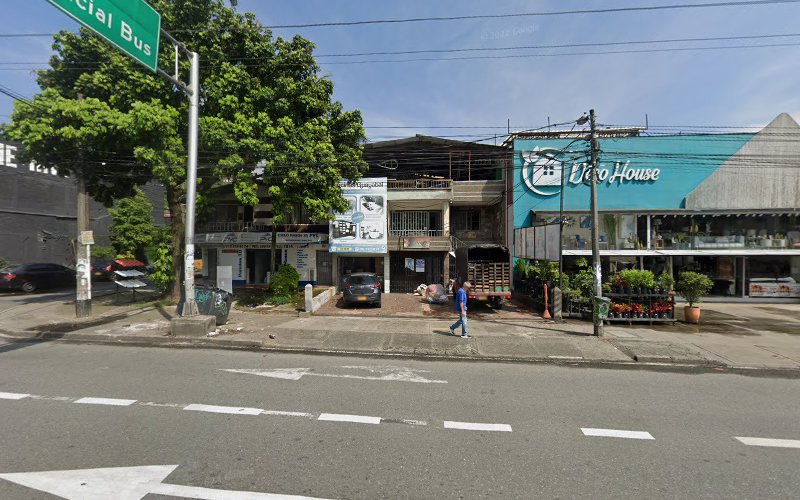 Imagen de Droguería Almacén El Mar - Farmacia en Medellín