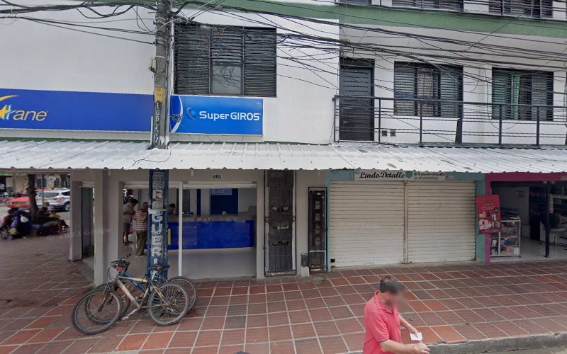 Imagen de Drogueria Califarma - Farmacia en Cali