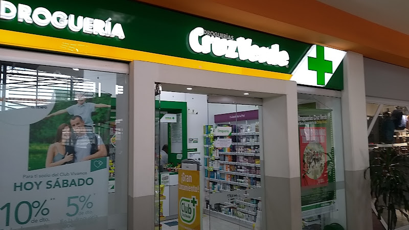 Imagen de Droguería Cruz Verde Metro - Farmacia en Bogotá