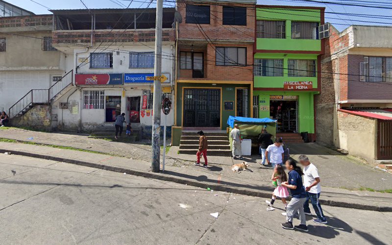 Imagen de Droguería Dannly - Farmacia en Bogotá