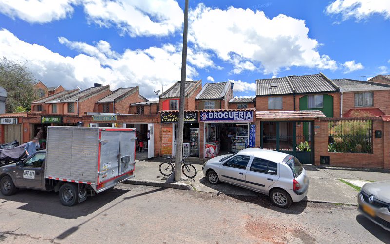 Imagen de Drogueria Farmadane - Farmacia en Bogotá