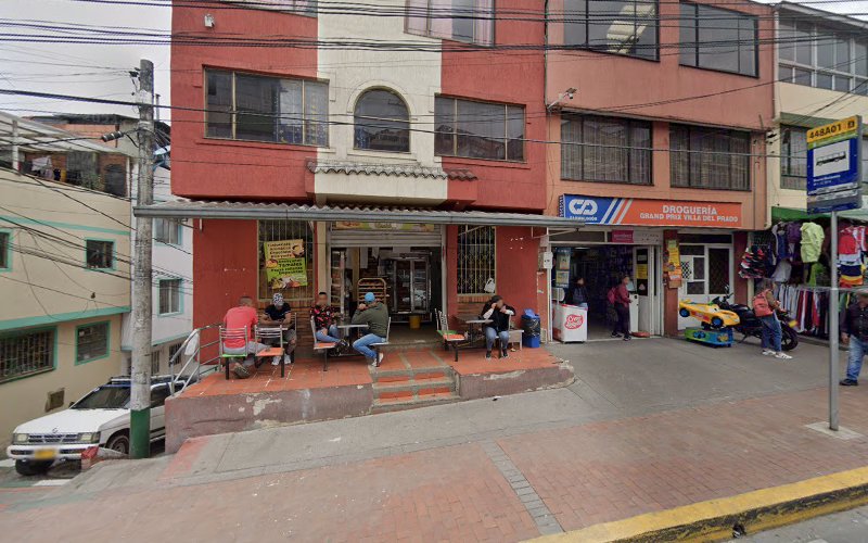 Imagen de Droguería Grand Prix - Farmacia en Bogotá