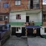 Droguería Max descuentos la 96 - Farmacia en Medellín