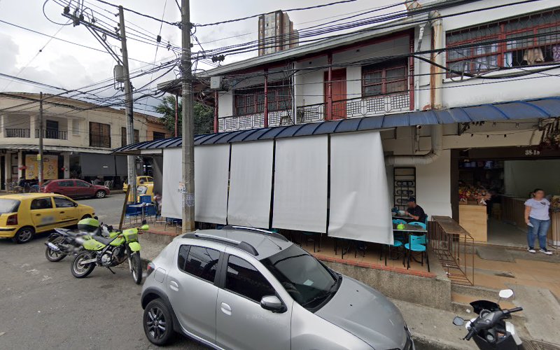 Imagen de Droguería Mi Placita - Farmacia en Medellín