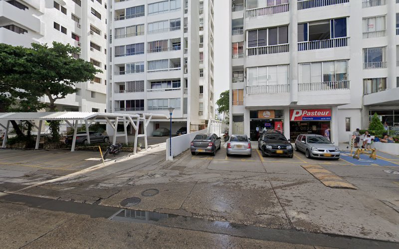 Imagen de Droguería Pasteur el laguito - Farmacia en Cartagena