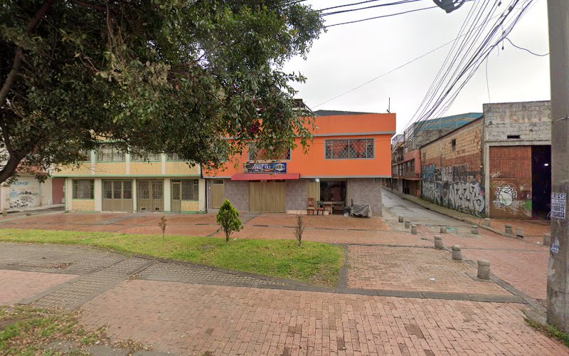 Imagen de Droguería Popular Av. Chile - Farmacia en Bogotá