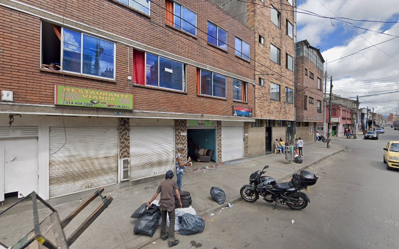 Imagen de Droguería Real Union - Farmacia en Bogotá