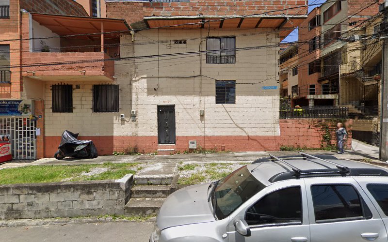 Imagen de Drogueria Salud Y Confianza - Farmacia en Medellín