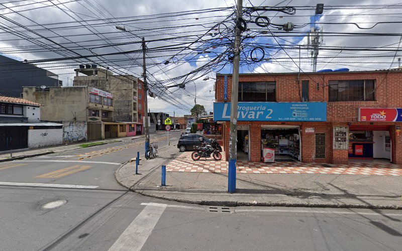 Imagen de Droguería Surtifamiliar - Farmacia en Bogotá