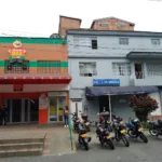 Droguería Villa Hermosa - Farmacia en Medellín