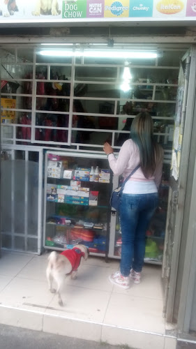 Imagen de Droguería Villa de Los Alpes - Farmacia en Bogotá