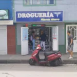 Drogueria ahorro plus S.A.S - Tienda de comestibles, periódicos y medicamentos en Bogotá